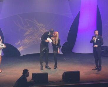 De gauche à droite : Xavier Delarue, Tatiana Laurens Delarue et Laurent Artufel