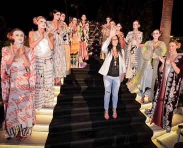 Amal Azhari et ses mannequins.
Crédit photo : 2014 Xavier Giraud.