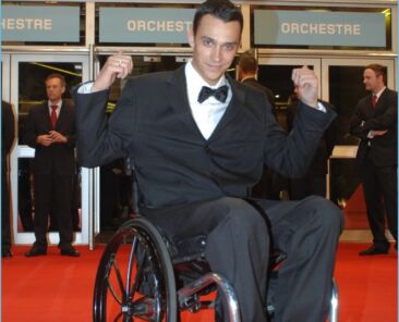 Alexandre Bodard Pinto lors de sa Montée des marches au Palais des Festivals à Cannes