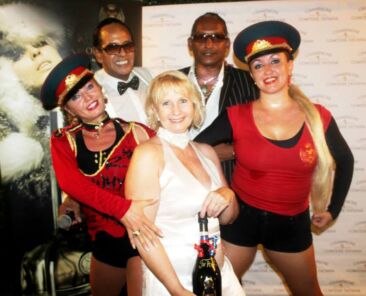 De gauche à droite: Bernard Ramel et la comtesse Tatiana de Bagnaja