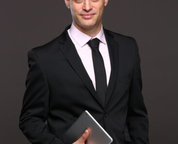 Alexandre Woog
Crédit photo: Pierre Olivier / M6