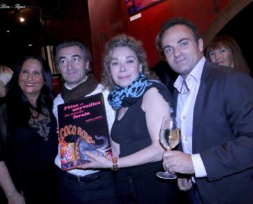 Maya Shane, Jean-PIerre Jacquin, Grâce de Capitani et Laurent Amar.
Grâce tient dans ses mains le livre de Marcel Campion.