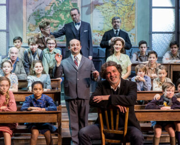 Victor Le Blond, Patrick Zard, Michel Pilorgé, Jean-Louis Barcelona, Aude Candela et Christophe Barratier - Filage de la pièce "Les Choristes" aux Folies Bergère à Paris. Le 17 février 2017
Crédit photo : Cyril Moreau