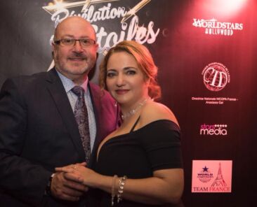 L'organisatrice de l'évènement Anastasia Gaï en compagnie de son partenaire, le célèbre Oscar Sisto.