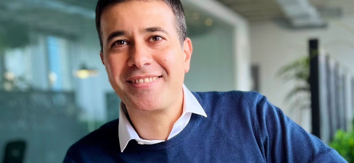 Jeremie-Mani-photo-officielle-3