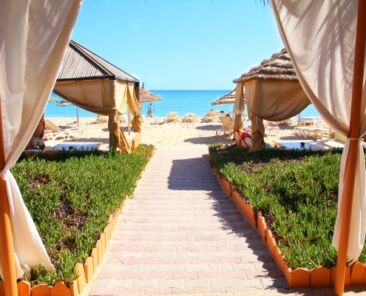 Plage de l'Alhambra Thalasso